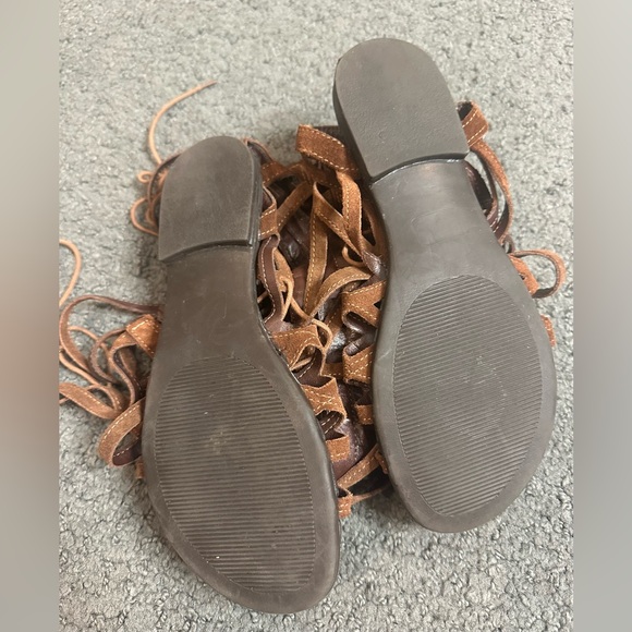 Steve Madden Hercules Gladiator Sandals Chestnut Size 8 - Picture 4 of 4